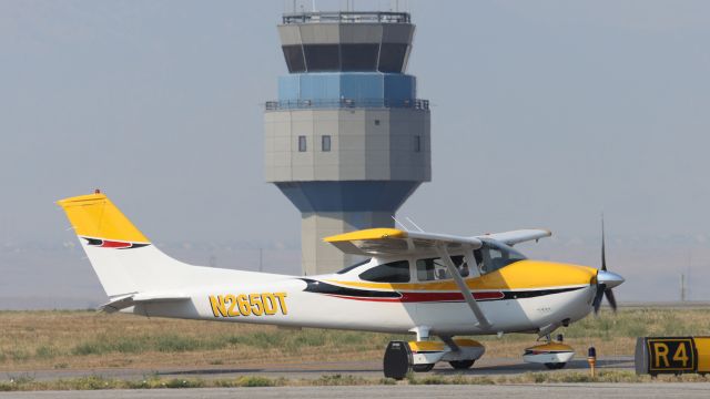 Cessna Skylane (N265DT) - Sun, Aug 16, 2020 at 10:10 AM