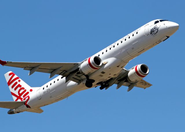 Embraer ERJ-190 (VH-ZPA) - VIRGIN AUSTRALIA AIRLINES - EMBRAER 190AR (ERJ-190-1001GW) - REG VH-ZPA (CN 19000148) - ADELAIDE INTERNATIONAL SA. AUSTRALIA - YPAD (30/11/2104)550D 300MM LENSE.