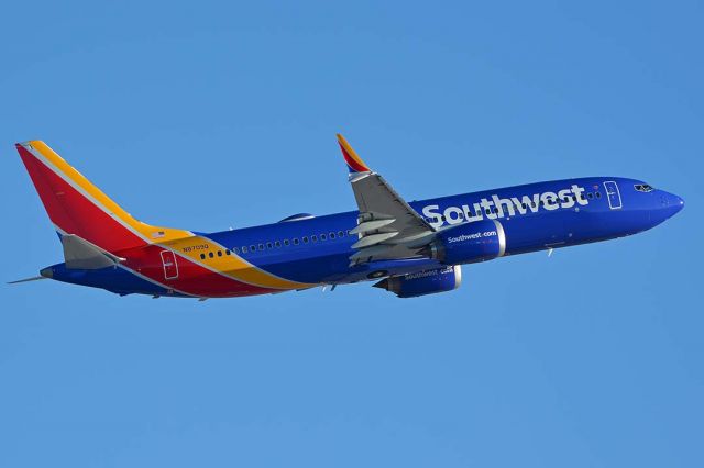 Boeing 737-800 (N8709Q) - 737-8 Max operations recently began at Phoenix Sky Harbor. N8709Q departed for Baltimore on October 2, 2017.