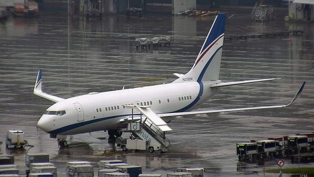 Boeing 737-700 (N213EM) - DEL. 15/01/2019.