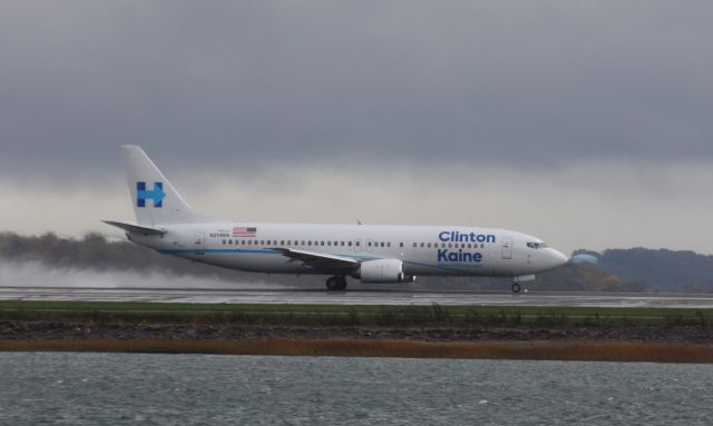 BOEING 737-400 (N314XA)