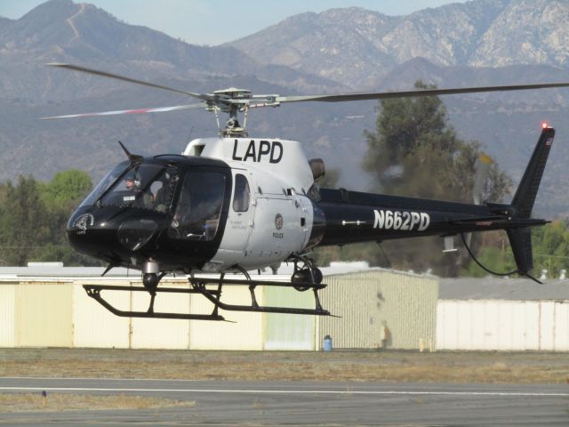 Eurocopter AS-350 AStar (N662PD) - Landing at KPOC