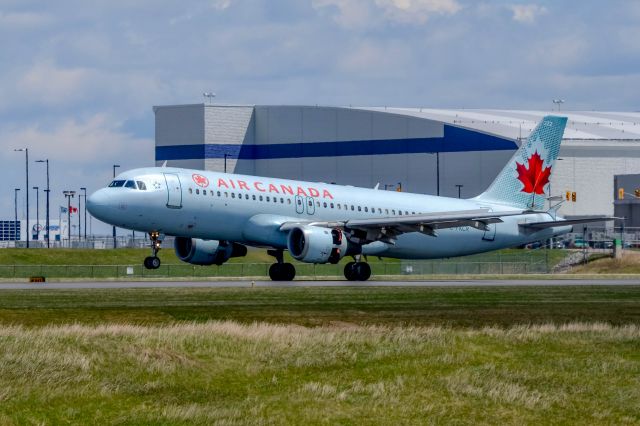 Airbus A320 (C-FKCR) - Air Canada A320 C-FKCR (2)