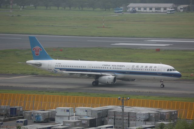 Airbus A321 (B-2282)