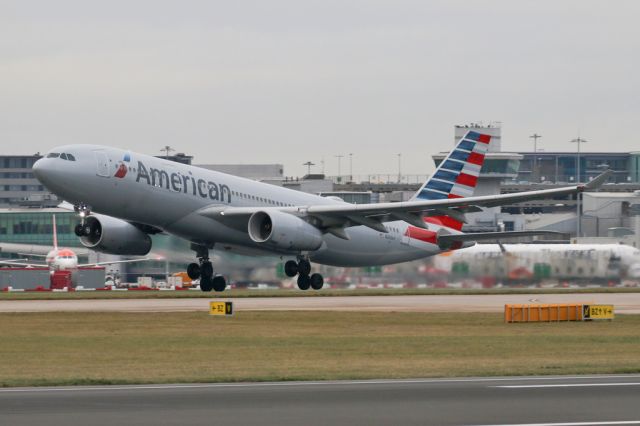 Airbus A330-200 (N293AY) - AA735 departing on the return trip to PHL