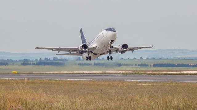 Boeing 737-700 (LY-JMS)