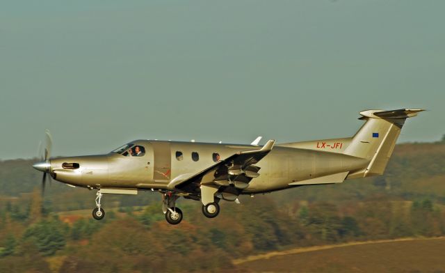 Pilatus PC-12 (LX-JFI)