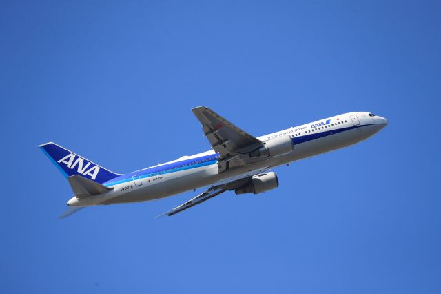 BOEING 767-300 (JA607A) - May 5th 2019:HKD-HND.