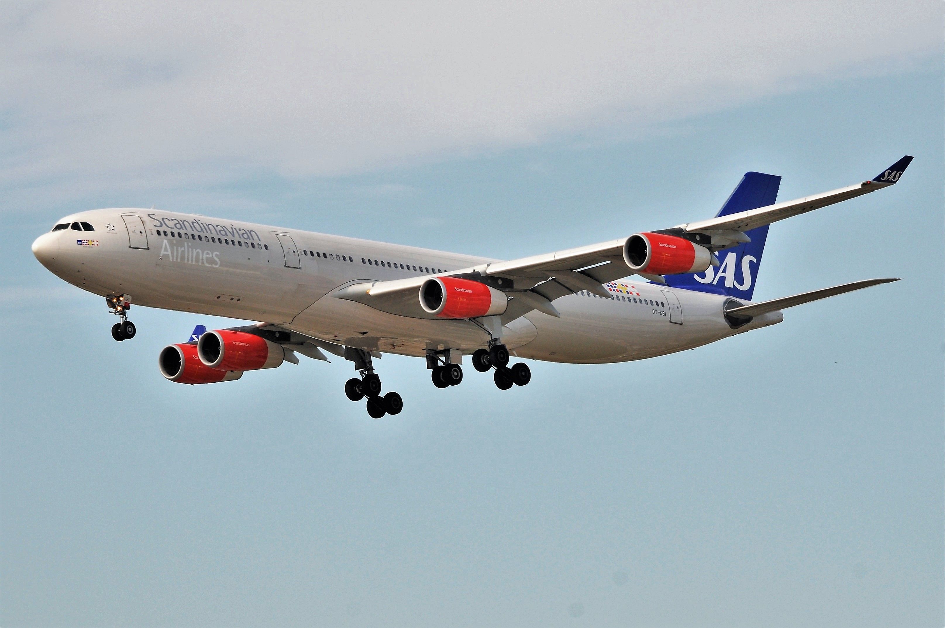 Airbus A340-300 (OY-KBI)