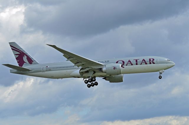 Boeing 777-200 (A7-BBG)