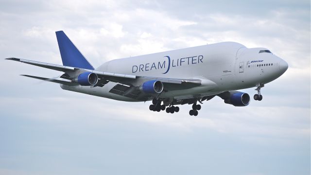 Boeing 747-400 (N780BA) - GTI4151 on final approach to runway 16R on 7/13/12. The flight originated at RJGG / NGO with a stop at PANC.