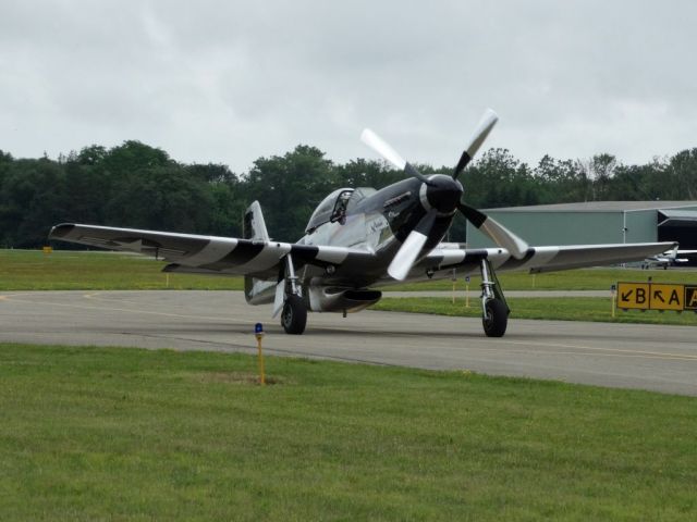 North American P-51 Mustang (N51HY)