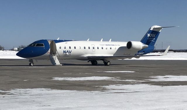 Canadair Regional Jet CRJ-200 (C-GNVC)