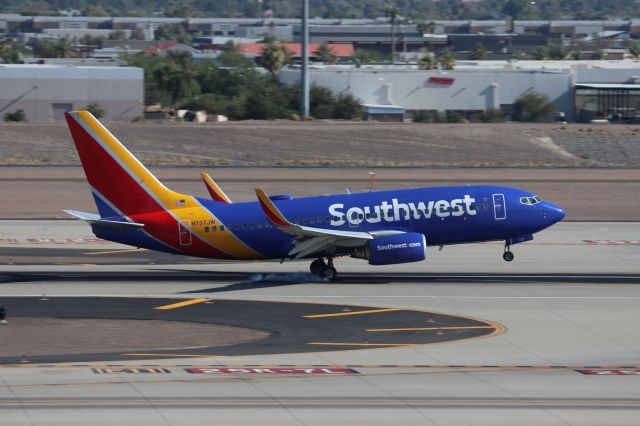 Boeing 737-700 (N737JW)