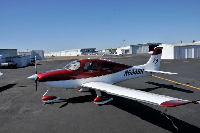 Cirrus SR-22 (N684SR) - Starboard Side Front of N684SR