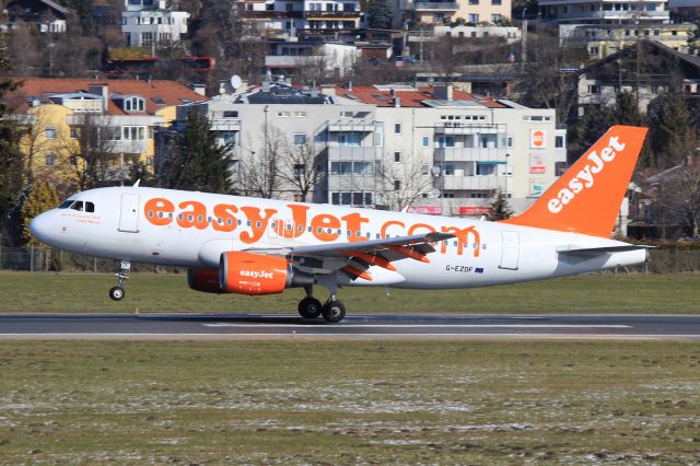 Airbus A319 (G-EZDF)