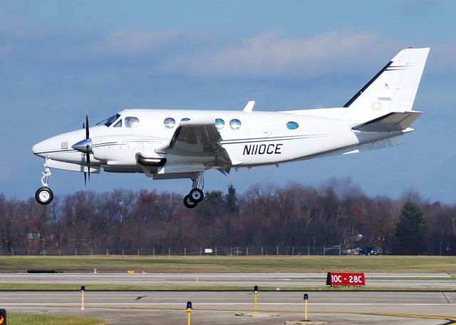 Beechcraft King Air 100 (N110CE)