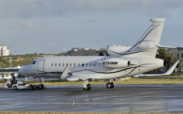 Dassault Falcon 900 (N754MM)