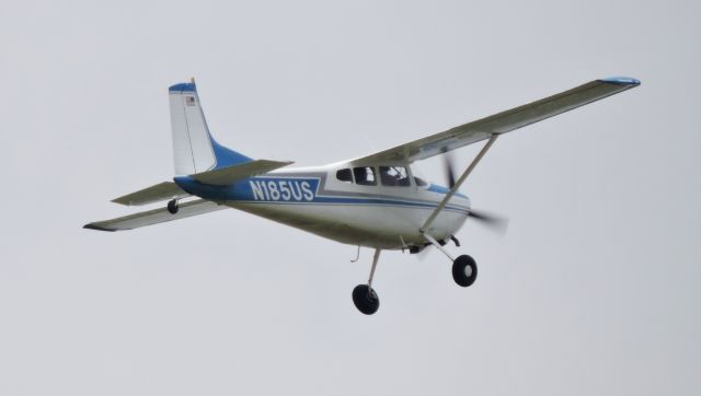 Cessna Skywagon (N185US) - Just left the runway, spring 2017.