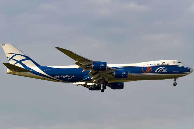 BOEING 747-8 (VQ-BFU)