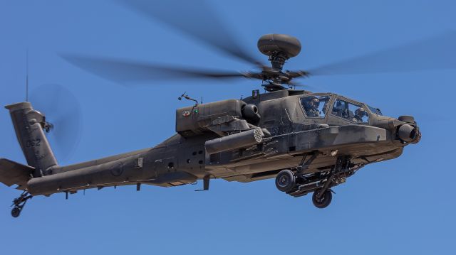 Boeing Longbow Apache — - Republic of Singapore Air Force AH-64D Longbow Apache