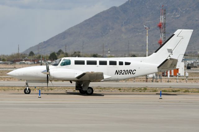 Cessna 404 Titan (N920RC)