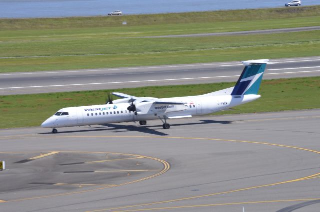 de Havilland Dash 8-400 (C-FWEW) - WEN3628 taxiing in after arriving from Calgary (CYYC/YYC) on the inaugural flight into PDX.