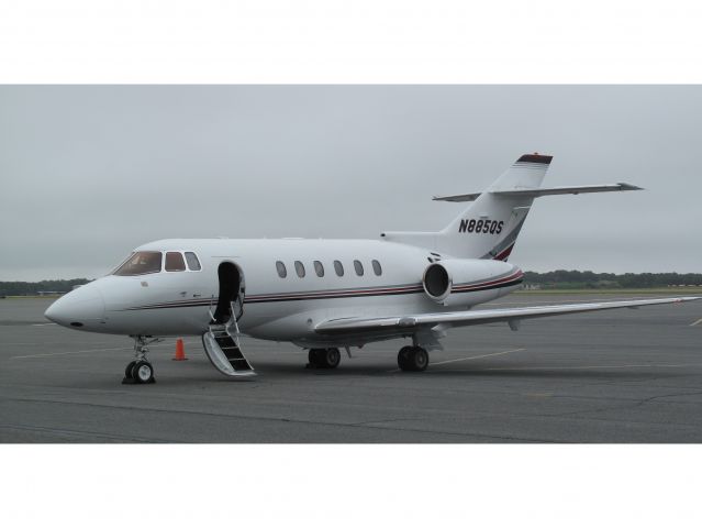 Hawker 800 (N885QS)