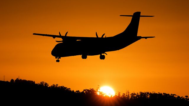 ATR ATR-72 (EC-LAD)