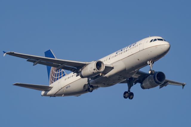 Airbus A320 (N417UA)