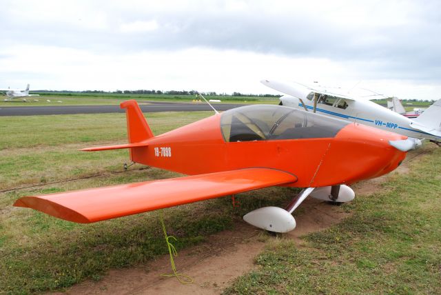 19-7898 — - Only a mother (or owner) could love em. Sonex looking resplendent in orange at Narromine, NSW, Aust.