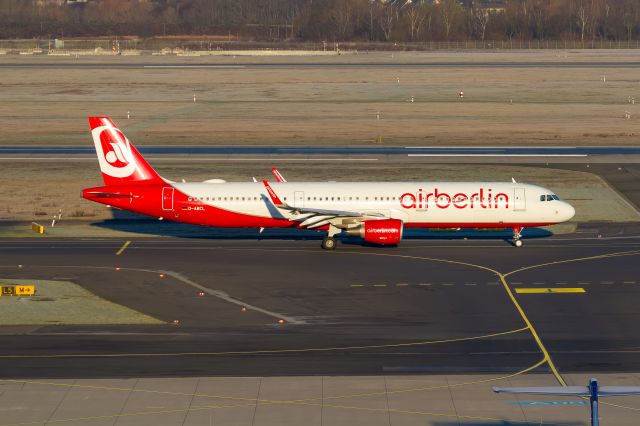 Airbus A321 (D-ABCL) - 29.12.2016