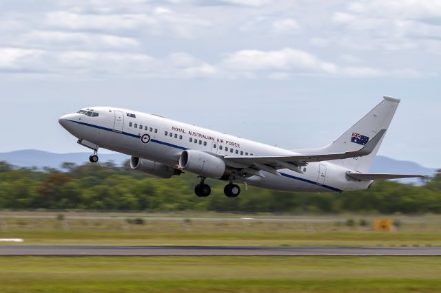 Boeing 737-700 (A36001)