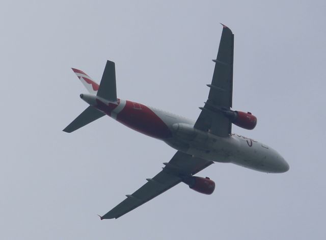 Airbus A319 (C-FZUG) - From my front yard in Leaside