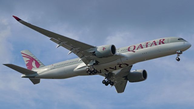 Airbus A350-900 (A7-ALV) - Atlanta, GA, October 7, 2018 -- This shot was made just southwest of runway 9R, in a nearby commercial development.