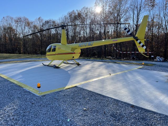Robinson R-44 (N516MJ)