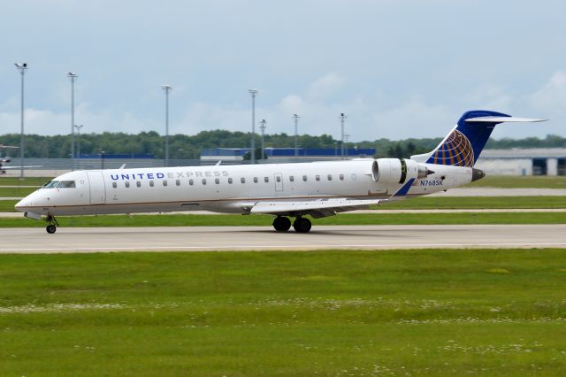 Canadair Regional Jet CRJ-700 (N768SK)