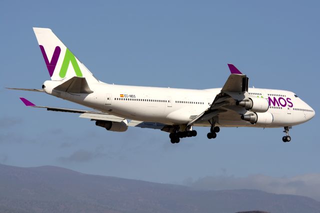 Boeing 747-400 (EC-MDS) - TENERIFE SURbr /17/12/2017