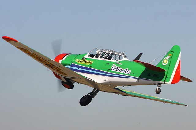 North American T-6 Texan (ZU-BMC)