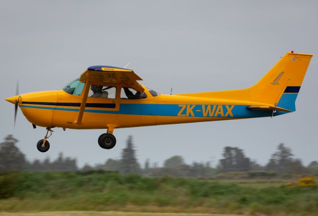 Cessna Skyhawk (ZK-WAX)