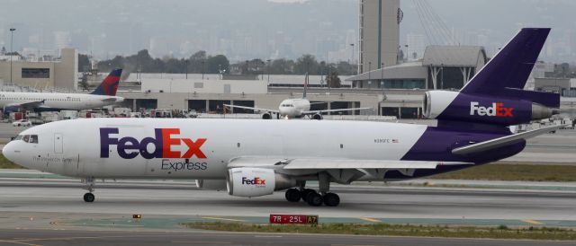 McDonnell Douglas DC-10 (N386FE)