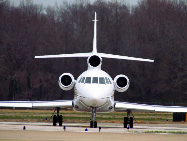 Dassault Falcon 900 (N111P)