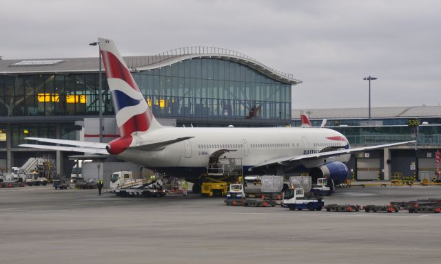 BOEING 767-300 (G-BNWW) - Heathrow British Airways Boeing 767-336(ER) G-BNWW