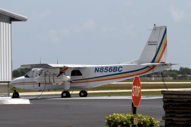 ROMAERO Islander (N856BC) - 08-Apr-11