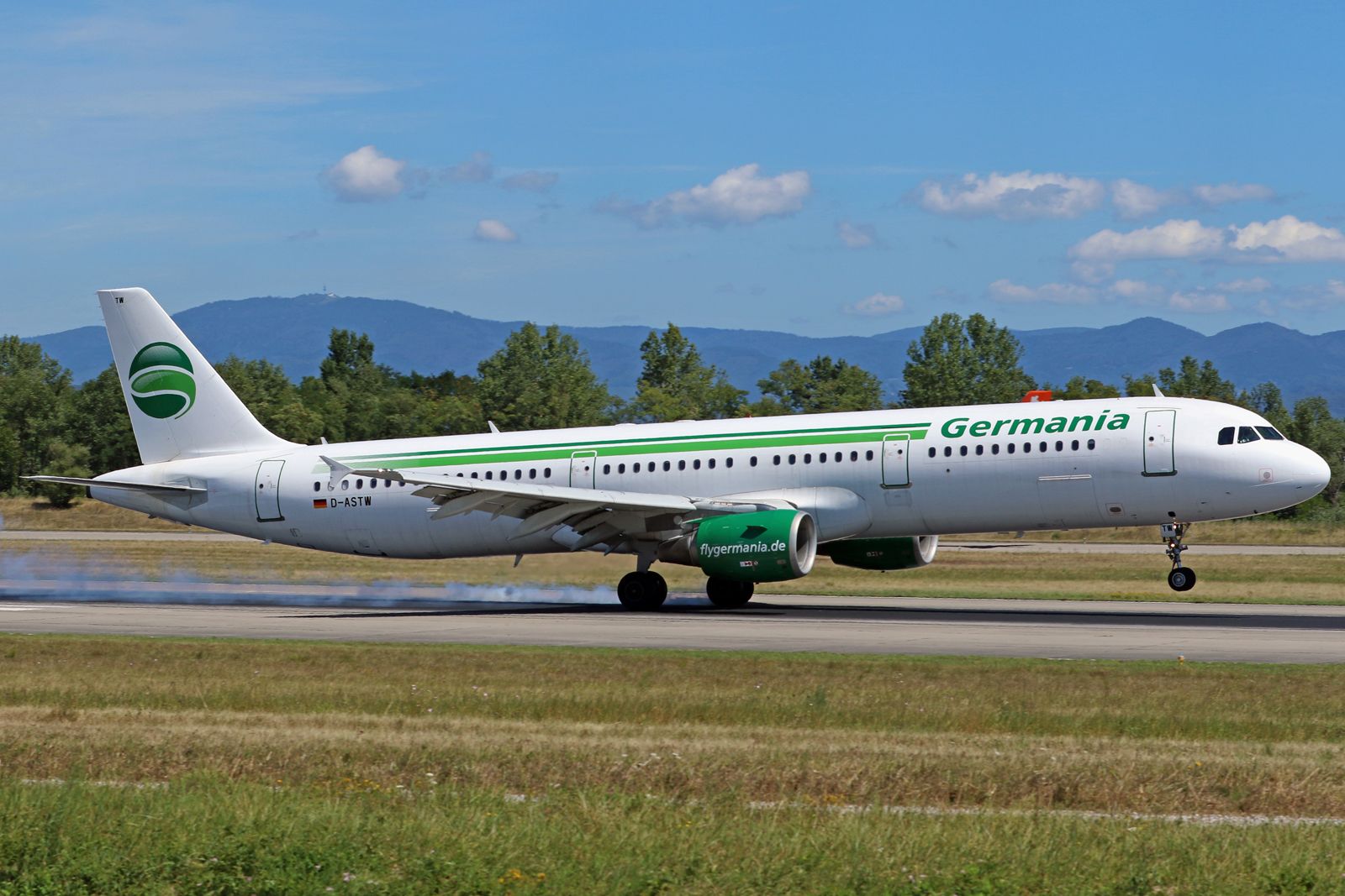 Airbus A321 (D-ASTW)