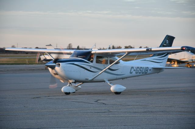 Cessna Skylane (C-GSUB)