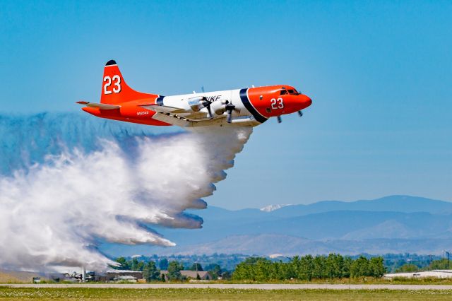 Lockheed P-3 Orion (N923AU) - Wildfire Air Tanker Demonstration and Display at KFNL.