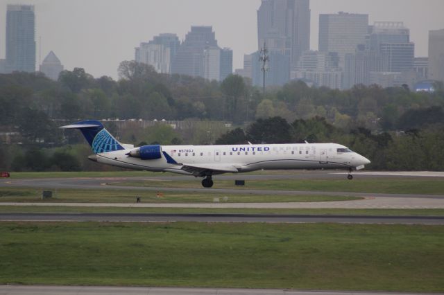 Canadair Regional Jet CRJ-700 (N578GJ)