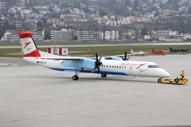 de Havilland Dash 8-400 (OE-LGI)