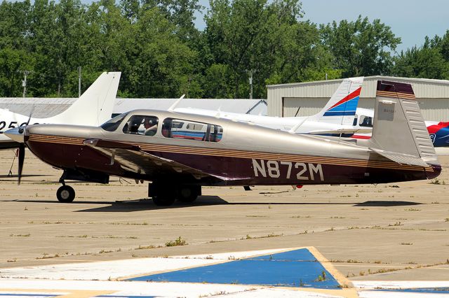 Mooney M-20 Turbo (N872M)